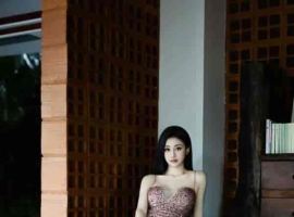 新人桃桃 浓颜系美女