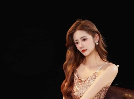 南海00后嫩妹芊芊